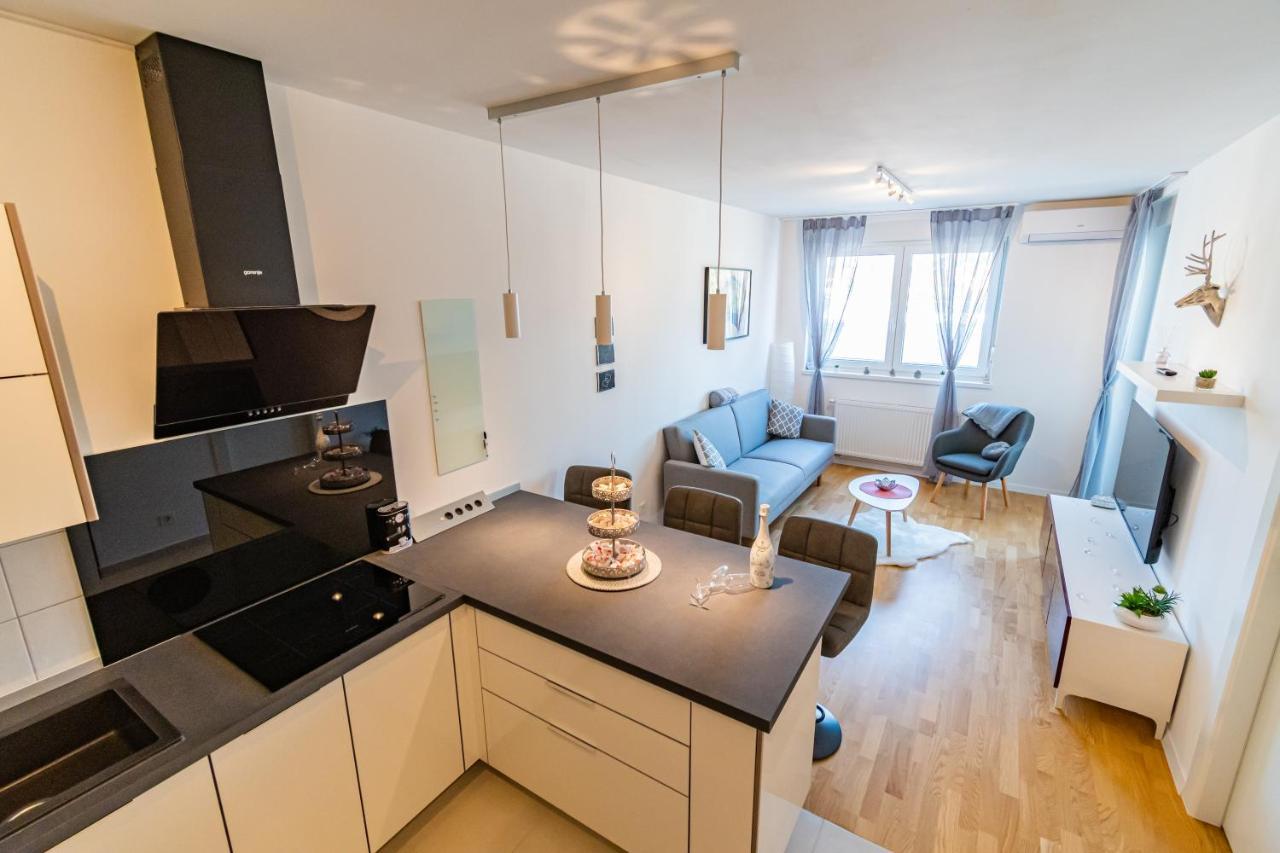 Ferienwohnung Flexible Selfcheckins 25 - Zagreb - Garage - Loggia - New - Luxury Exterior foto
